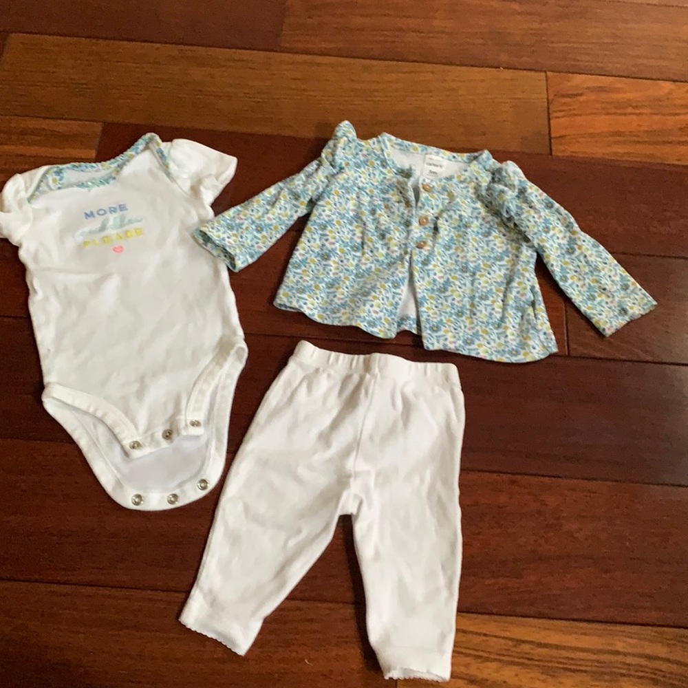 Adorable baby girl set!